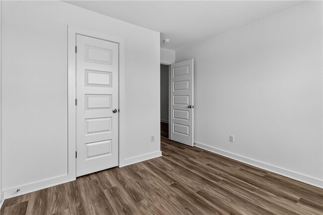 Building Photo - 4771 W Folsom St