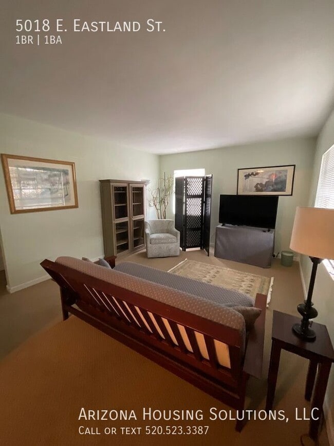 Building Photo - 5018 E Eastland St