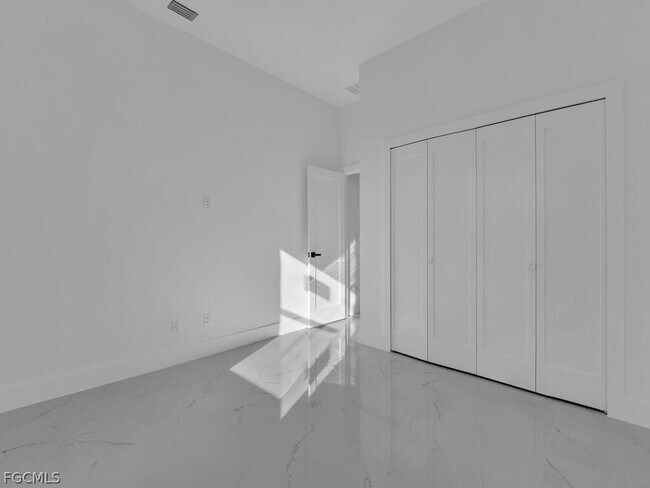 Building Photo - 1839 Lockhaven Ct