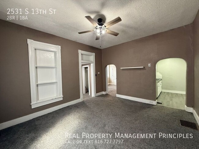 Building Photo - 2531 S 13th St