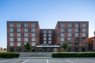 Building Photo - The Nest at Rio Grande
