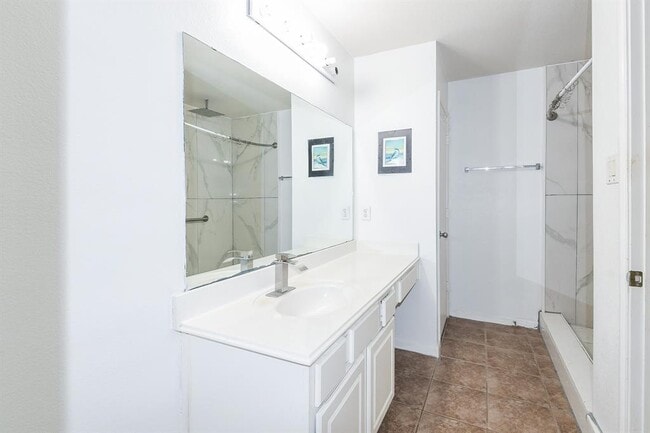 Building Photo - 6323 Channelbrook Ln