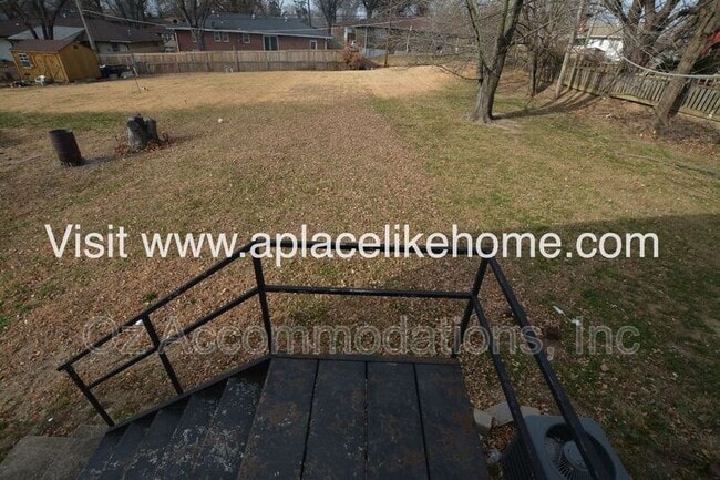 Building Photo - 1606 N 63 Pl