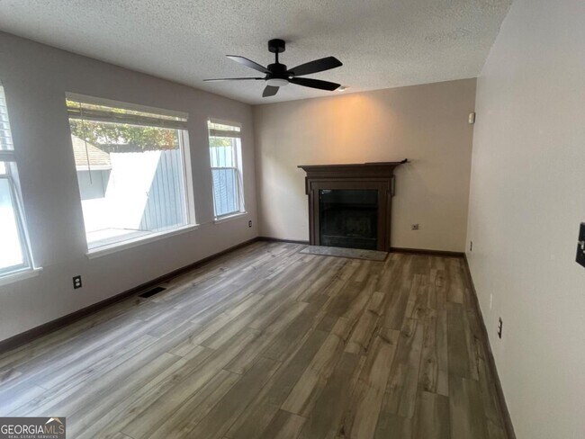 Building Photo - 4912 Windsor Downs Dr
