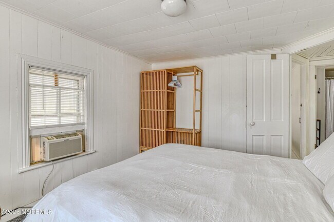 Building Photo - 13 Pilgrim Pathway