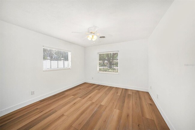 Building Photo - 1100 Snell Isle Blvd NE
