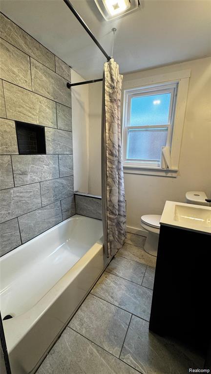 Building Photo - 8920 Quincy St