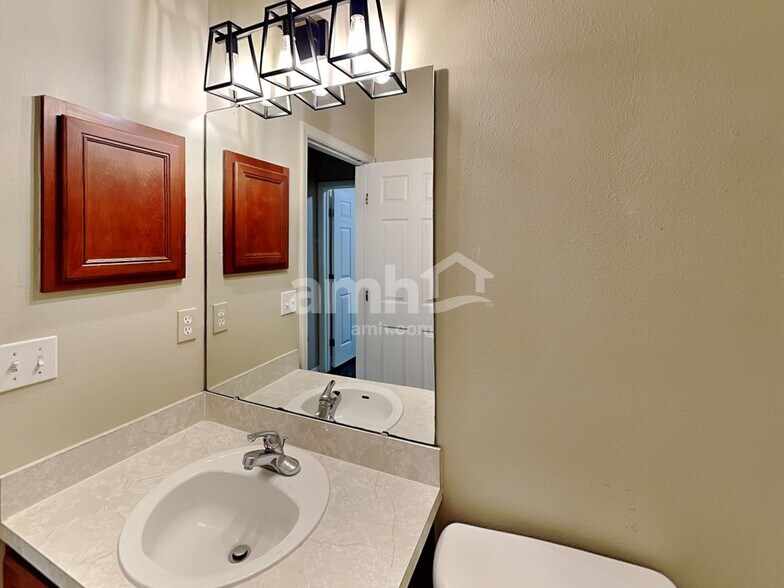 Building Photo - 2186 Cherokee Cove Trl