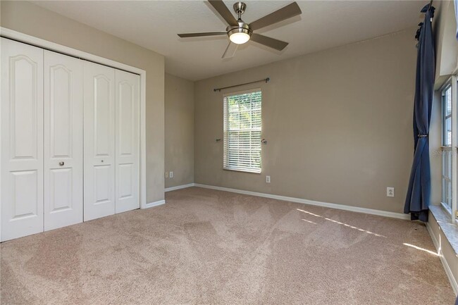 Building Photo - 11102 Avery Oaks Dr
