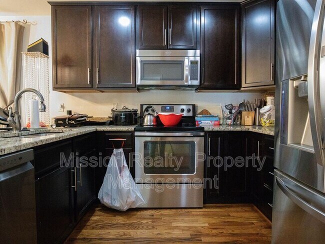 Building Photo - 11412 Parrish Creek Ln