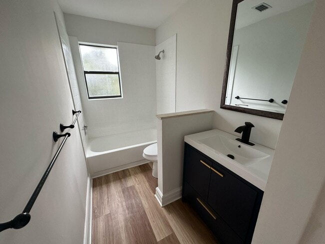 Building Photo - 7243 Encina Ln