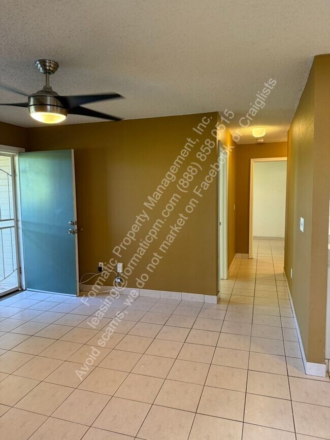 Building Photo - 91-1034 Kaiau Ave