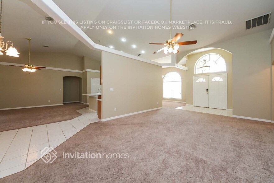 Building Photo - 3242 Countryside View Dr