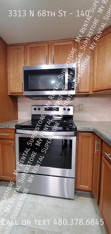 Building Photo - 3313 N 68th St