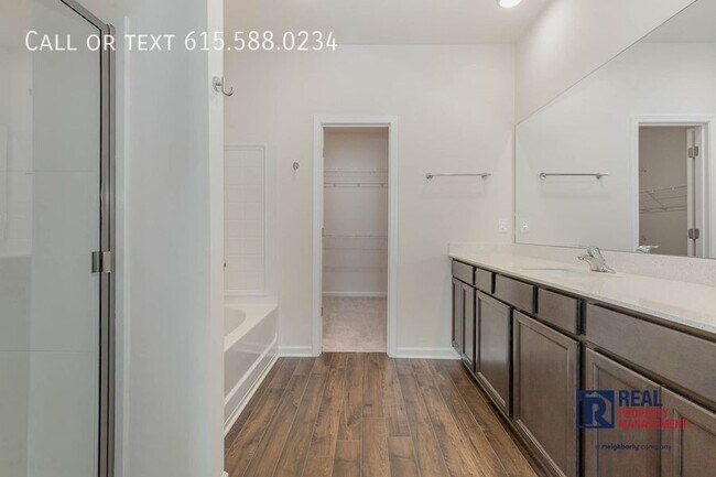 Building Photo - 2943 Beeswax St