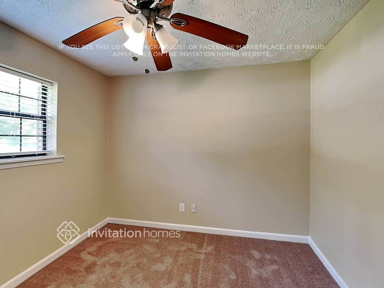 Building Photo - 1806 Oriole Trail