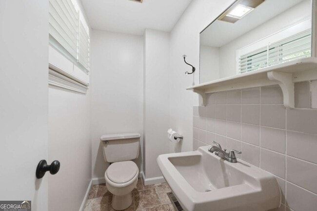 Building Photo - 1171 Starline Dr