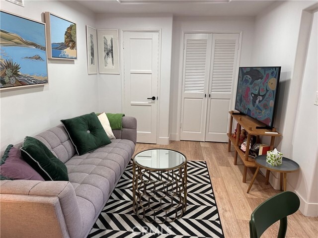 Building Photo - 736 Griffith Pl