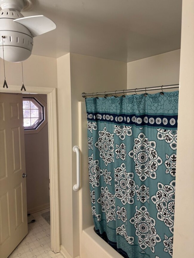 Building Photo - Great 3BR/2BA Townhouse in Mill Creek