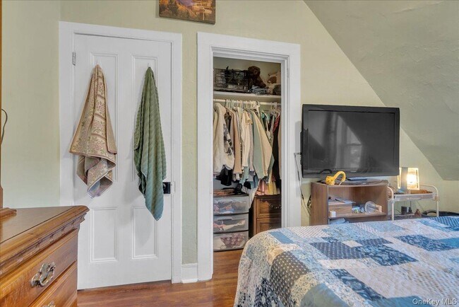 Building Photo - 10 Spartan Pl