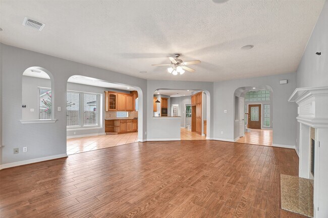 Building Photo - 15510 Marble Canyon Way