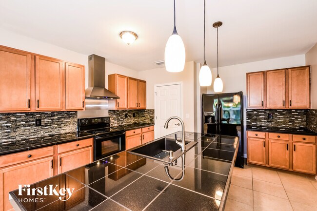 Building Photo - 1143 SW 47th St