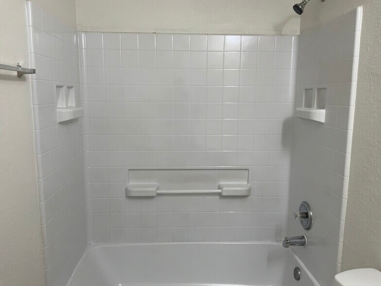 Building Photo - 1143 Desert Willow Ln