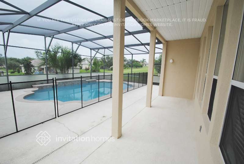 Building Photo - 13543 Via Roma Cir