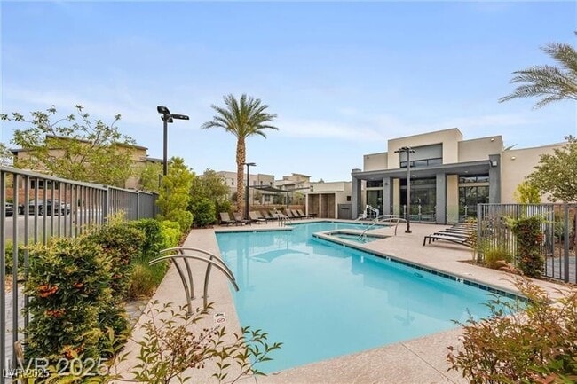 Building Photo - 11323 Gravitation Dr