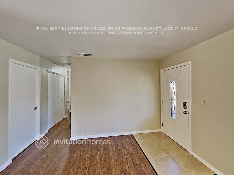 Building Photo - 4640 Plantation Dr