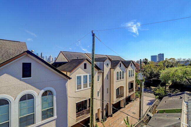 Building Photo - 1539 Haddon St