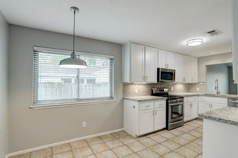 Building Photo - 45 Artesia