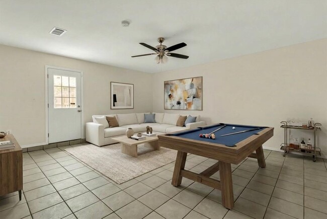 Building Photo - 11209 Avering Ln