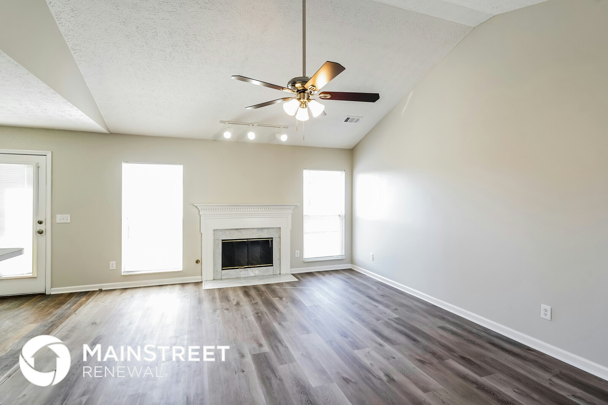 Building Photo - 2109 Freeman Ln