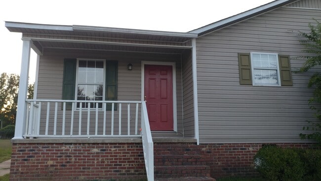 Building Photo - 489 Penny Ln