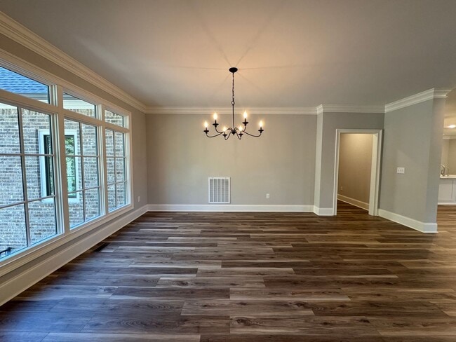 Building Photo - Grandeur Brick 4/3.5 with Bonus Room in The Oaks at Collinwood- $3,295