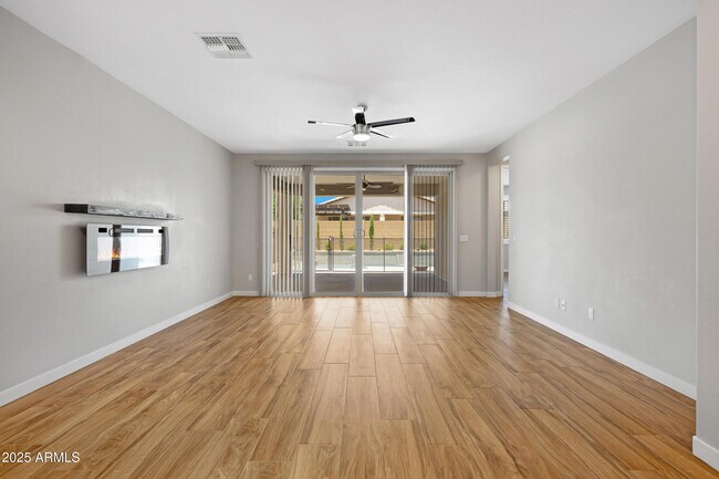 Building Photo - 16658 W Mescal St