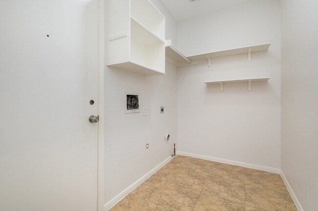 Building Photo - 7318 Harbor Dr
