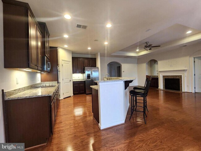 Building Photo - 12 Whistling Duck Dr
