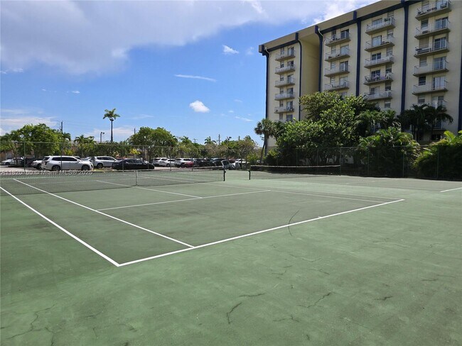 Building Photo - 801 NW 47th Ave