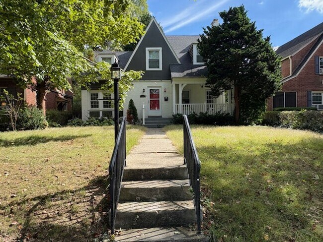 Primary Photo - 184 Irving Rd