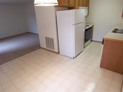 Building Photo - 1625 Flynn Ln