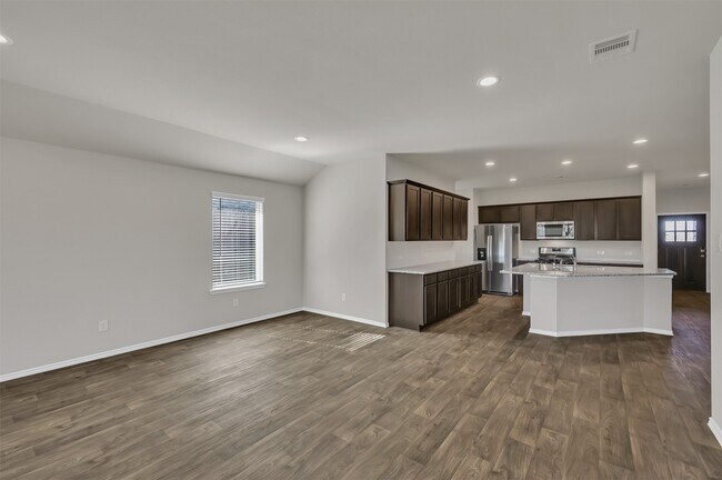 Building Photo - 6212 Hendricks Hbr Dr