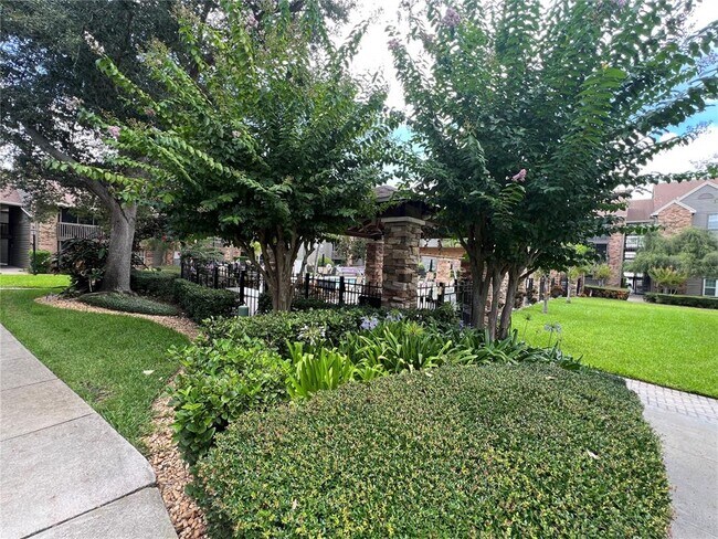 Building Photo - 2500 Winding Creek Blvd