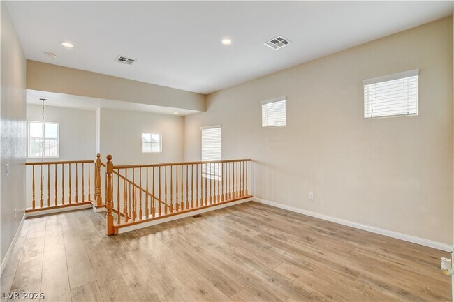 Building Photo - 10474 Howling Coyote Ave