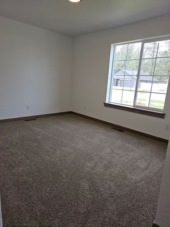Building Photo - Brand New Beautiful 4 bedroom Home in Rathdrum!