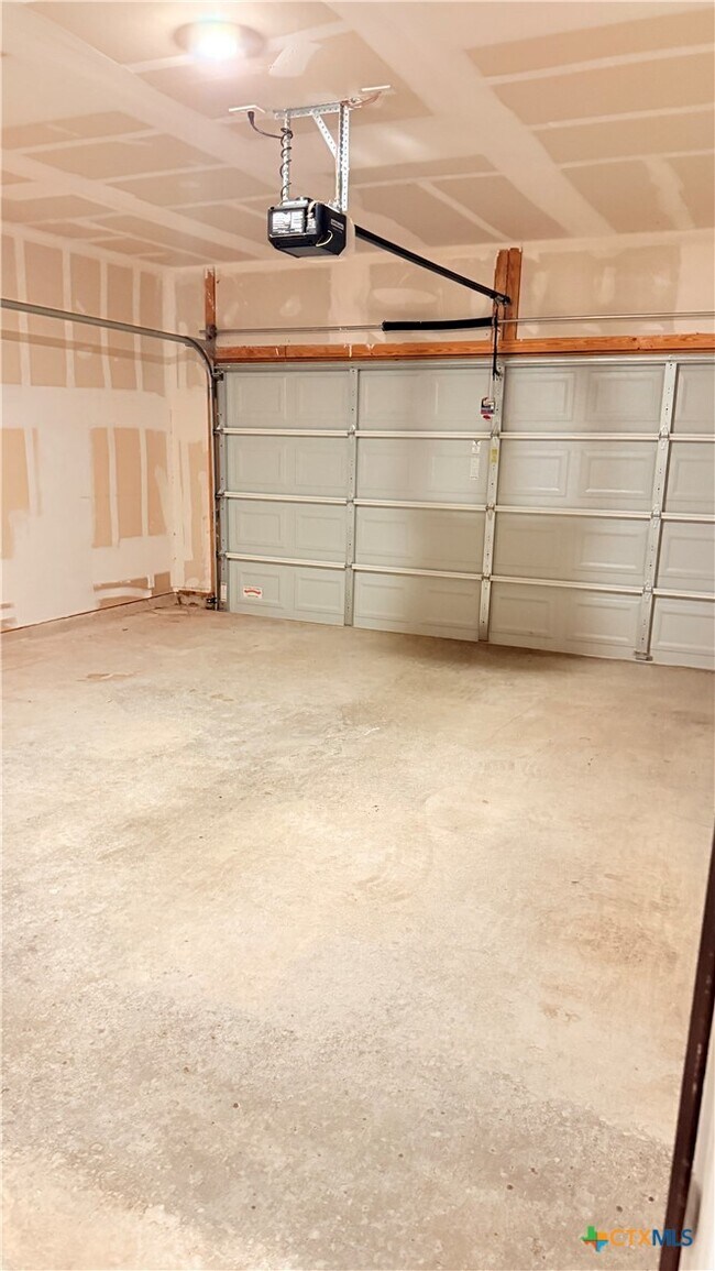 Building Photo - 328 Havarti Wy