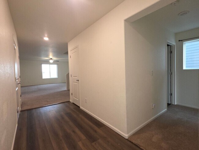 Building Photo - MASSIVE 5 Bedroom Home In Bennett!