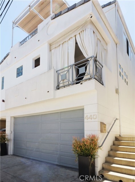 Building Photo - 440 Marine Pl