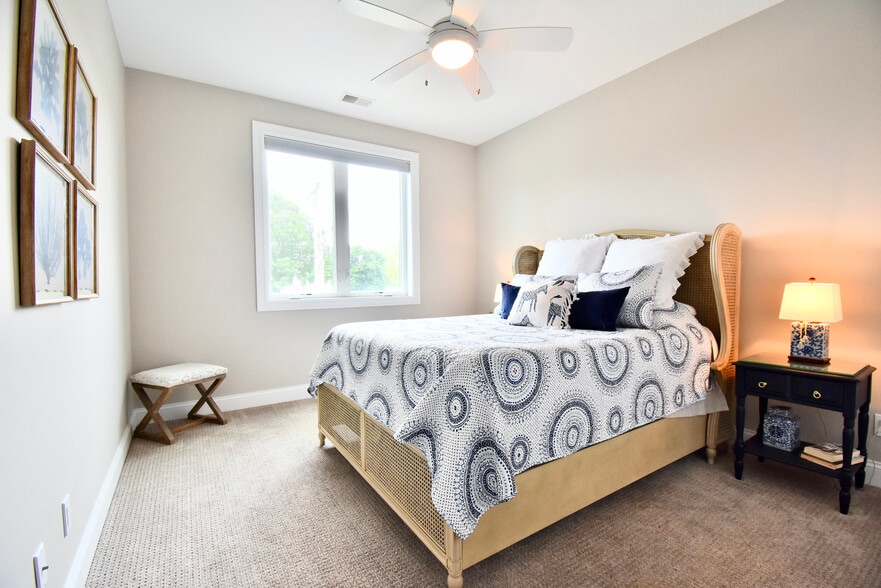 Guest Bedroom - 607 Randolph St